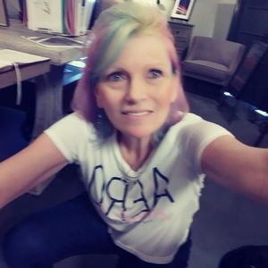 Meet your Posher, Anne